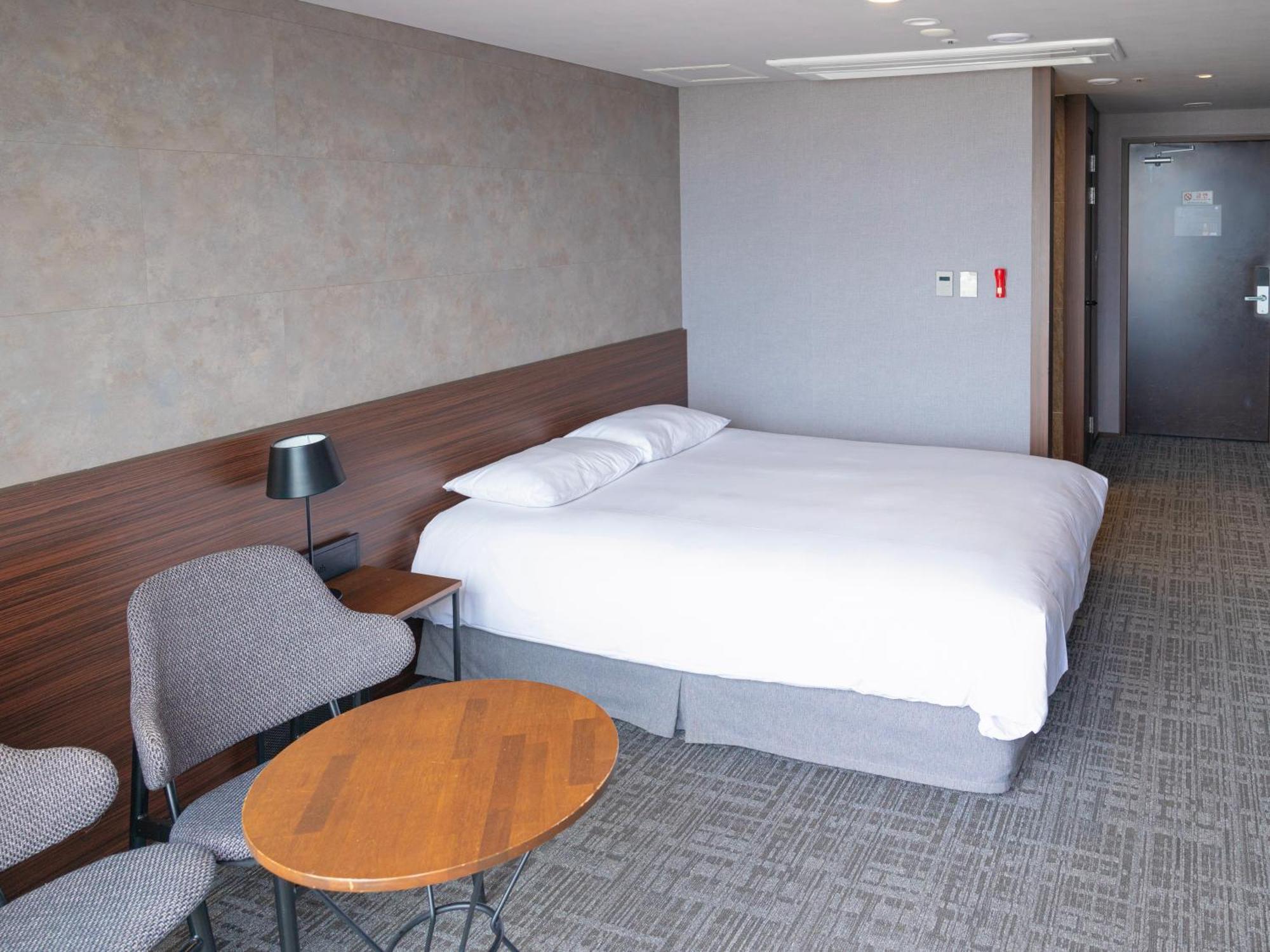 Hotel With City Csedzsu Kültér fotó
